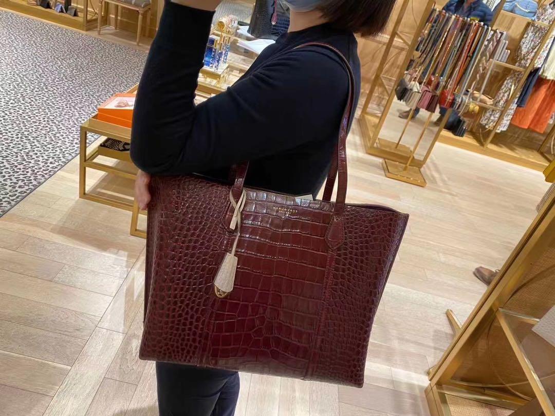 Tory Burch Perry Small Triple Compartment Tote Tinto One Size