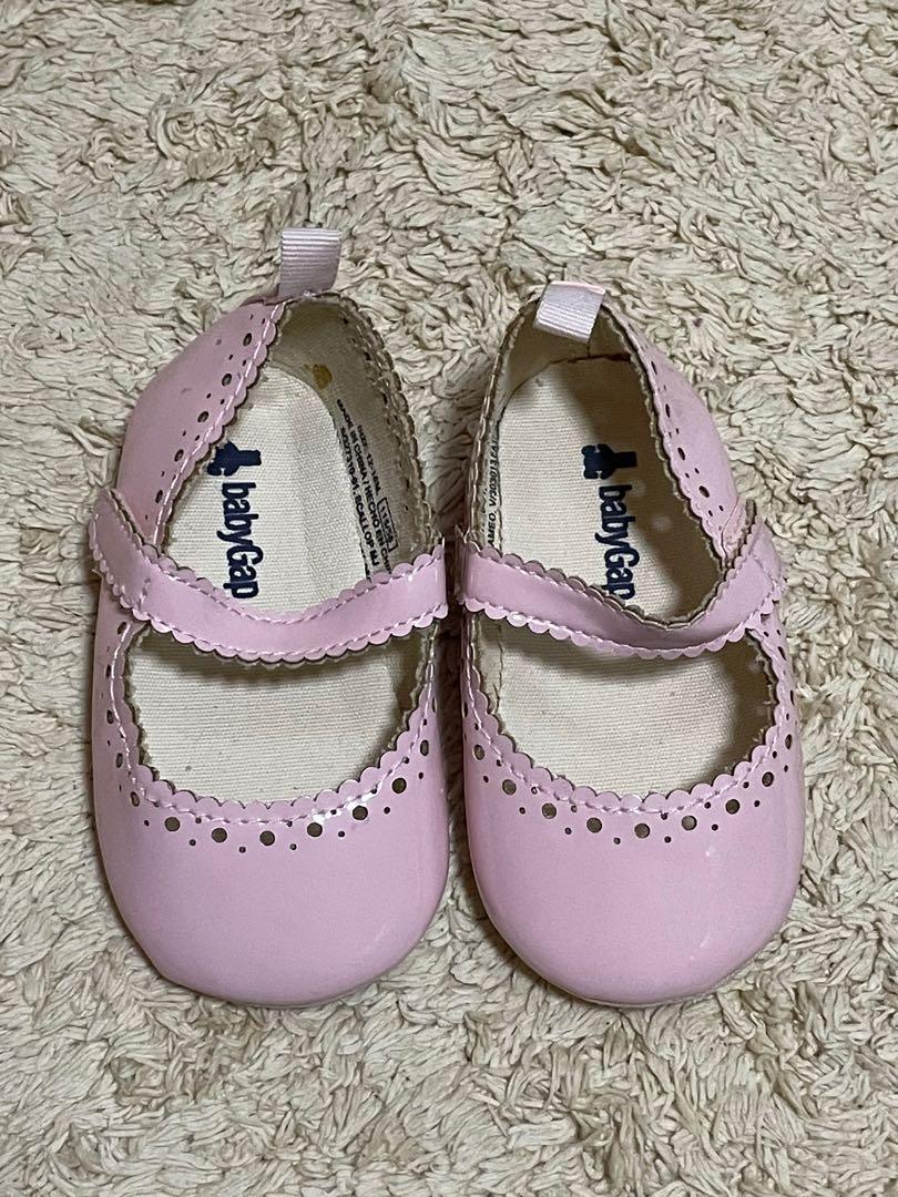 Gap shoes baby deals girl
