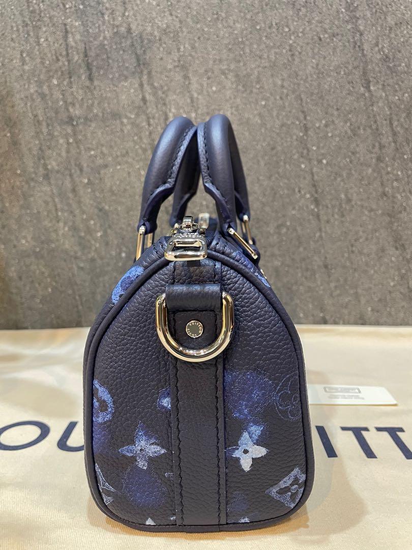 Spring-Summer 2021 Show Collection: Louis Vuitton KEEPALL BANDOULIERE 40  (LV) 2021 (rare), Luxury, Bags & Wallets on Carousell