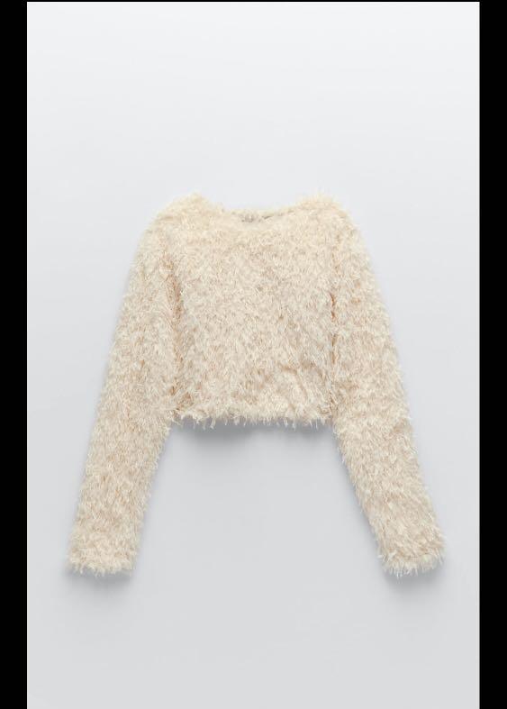 REPRICED BNWT ZARA Feather effect sweatshirt Women s Fashion Tops Longsleeves on Carousell