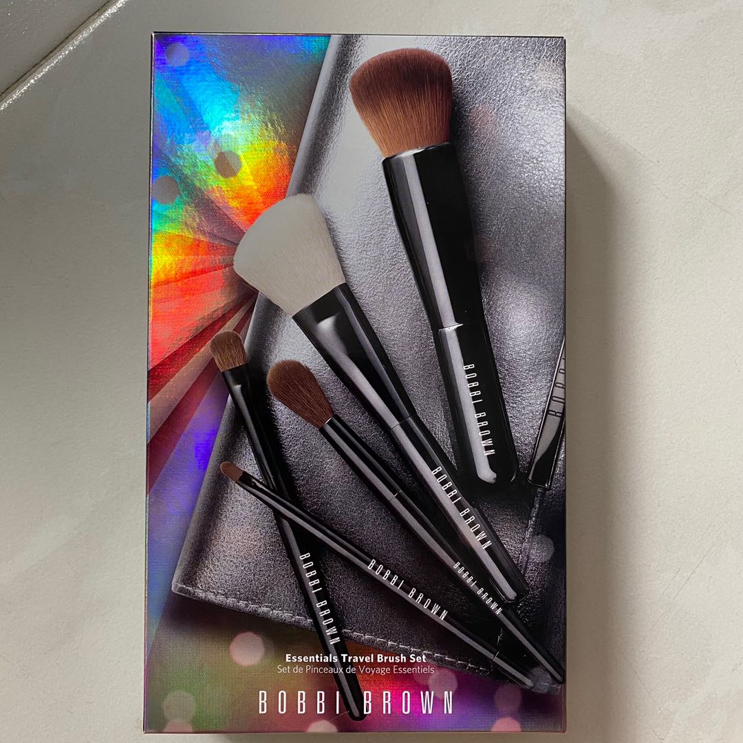 Bobbi Brown Essentials Travel Brush Set, Beauty & Personal Care, Face, Makeup on Carousell