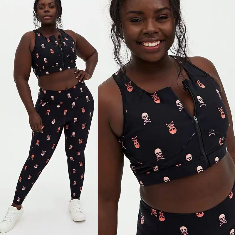 Plus size Brand new active wear size 2 16 18 Torrid Women s