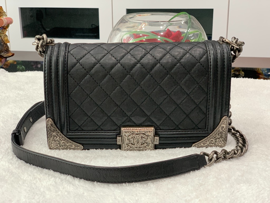 Chanel boy limited edition 2018 hotsell