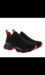 (Category: ) located in . Submitted by alexandriascloset (Listing ID 1078162009, Image 1). Description: .