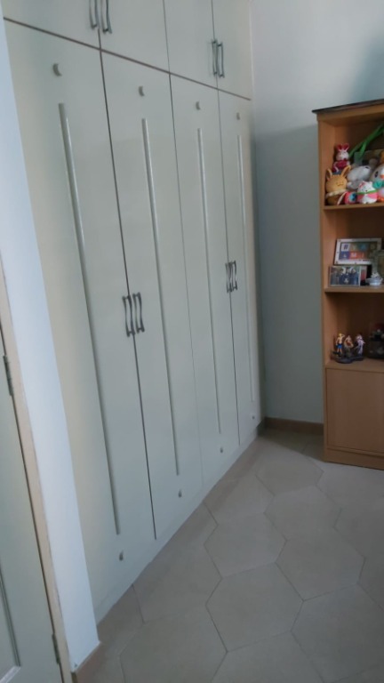 (Category: ) located in . Submitted by chouwy (Listing ID 1078084877, Image 1). Description: .