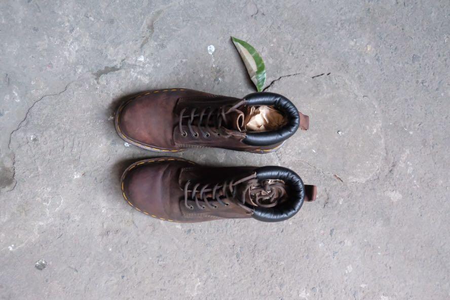 Dr martens 939 hotsell crazy horse sf