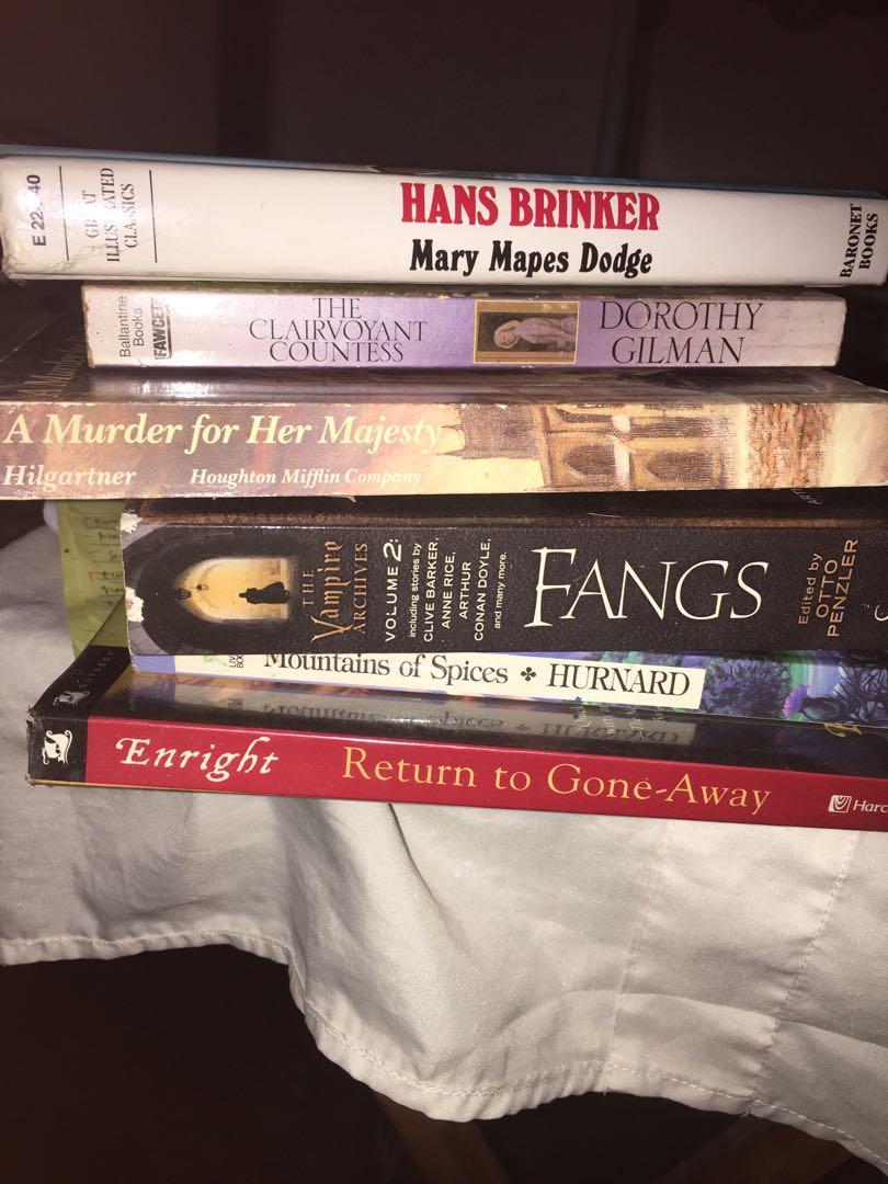 English POCKET BOOKS (Category: Textbooks) located in Pasig City. Submitted by wintermelonn (Listing ID 1078058340, Image 1). Description: .