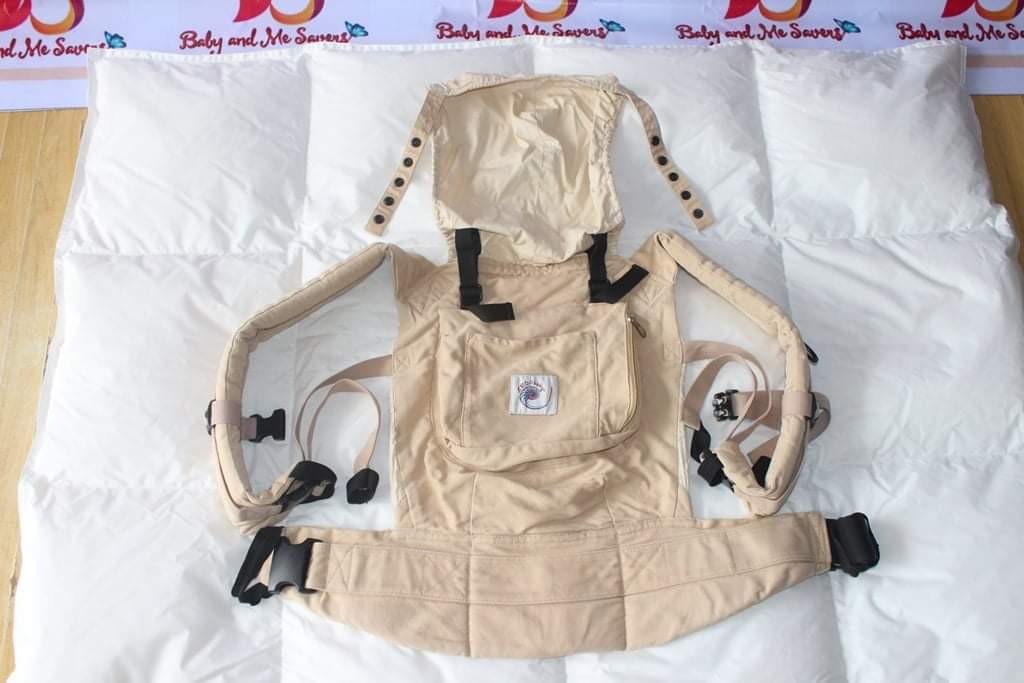 Ergobaby beige hotsell