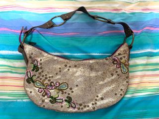 (Category: ) located in . Submitted by shainedaphne (Listing ID 1078014364, Image 1). Description: .