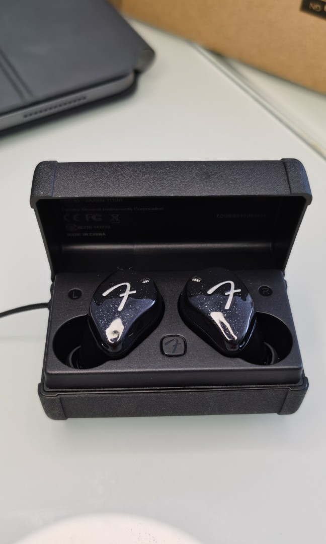 Fender sales tour earphone