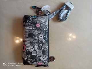 （分類：）位於 。 由 mookie94 提交（商品編號 1078032647，圖片 1）。簡介： 。