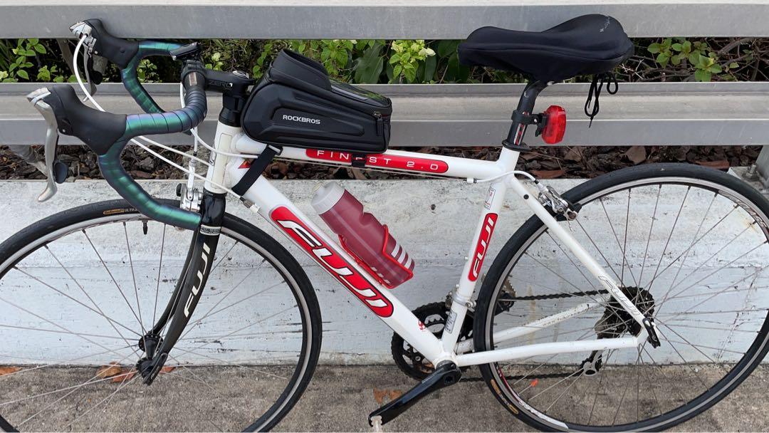 Fuji finest 2.0 women's sales road bike