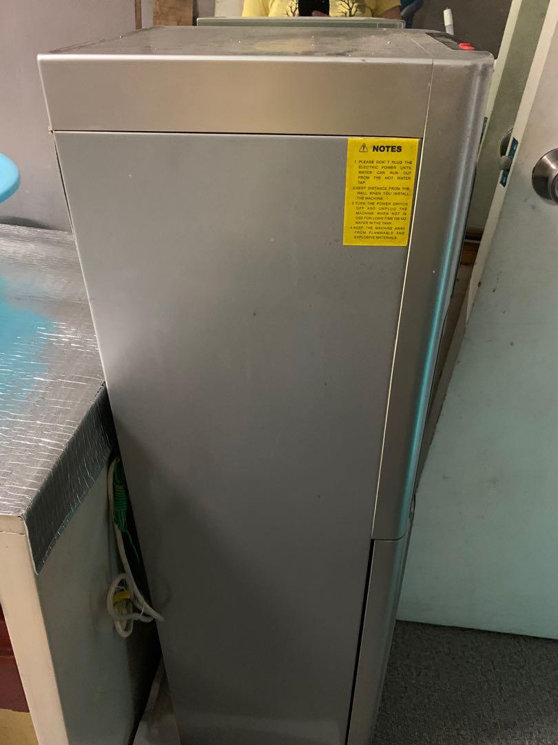 iwata bottom load water dispenser, TV & Home Appliances, Kitchen