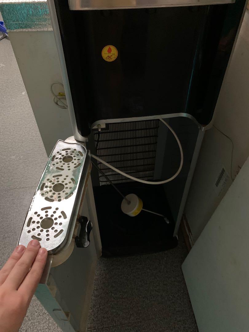 iwata bottom load water dispenser, TV & Home Appliances, Kitchen