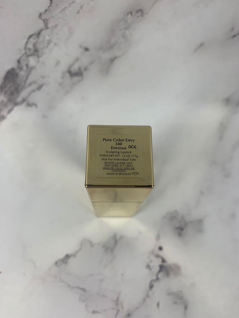 Lipstick (Category: Makeup) located in Manila. Submitted by paperthread (Listing ID 1078047940, Image 3). Description: No box. Part of set. Shade: Envious Authentic Estee Lauder Please google swatches. Dm for inquiries.