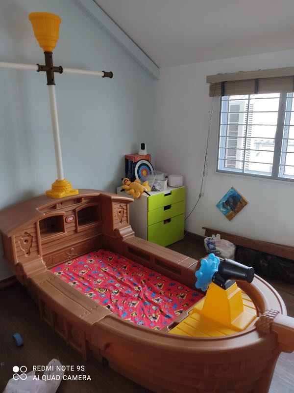 Little tikes pirate ship bed sales