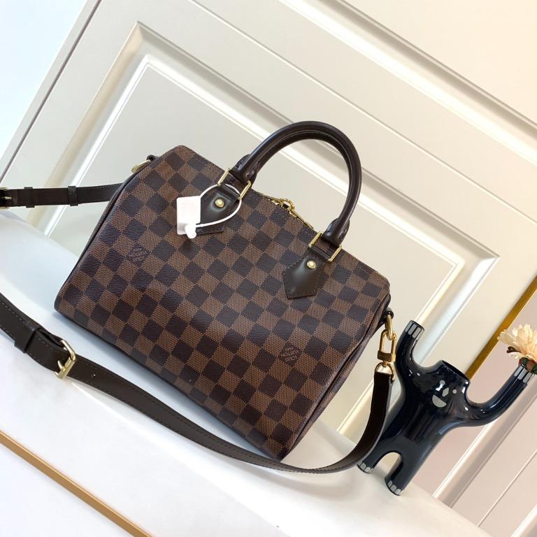 LV double zip purse, Women's Fashion, Bags & Wallets, Purses & Pouches on  Carousell