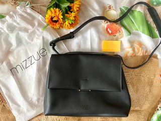 Mizzue black shoulder bag (big size)