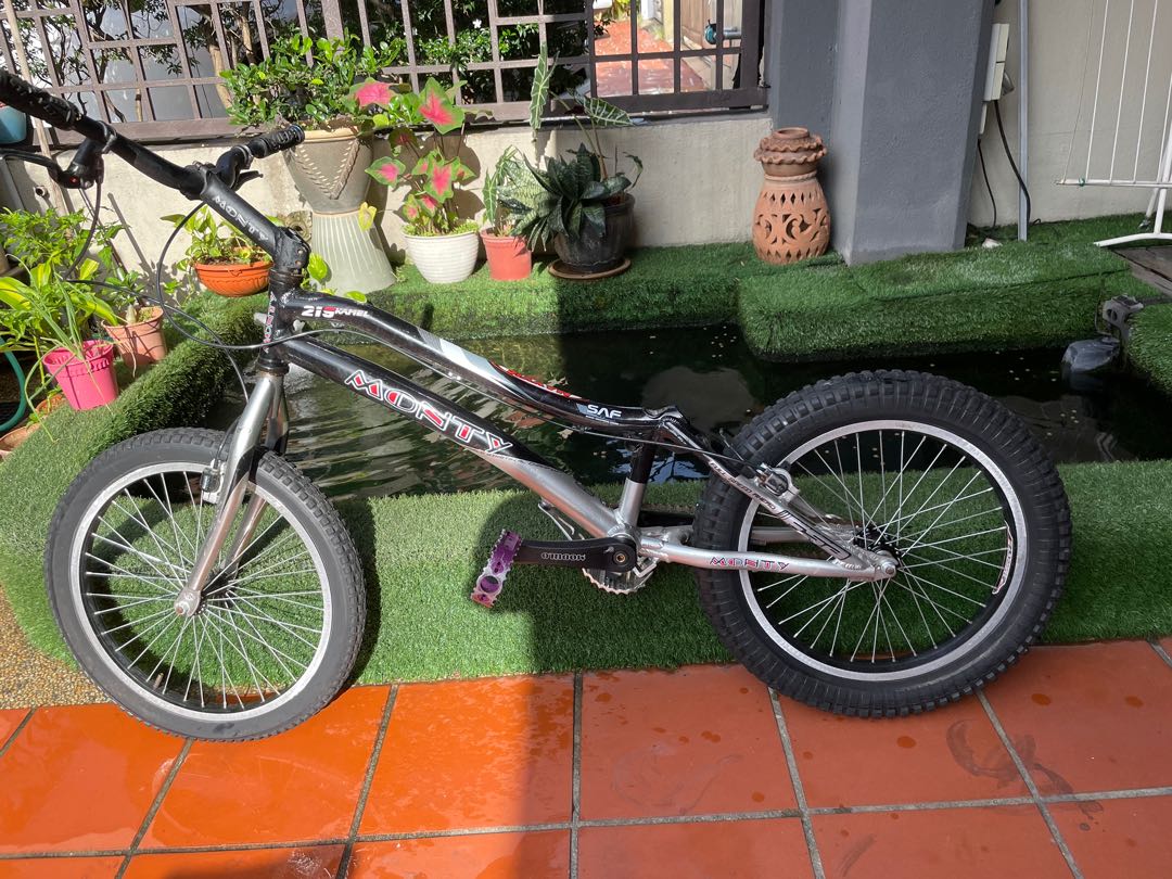 Monty Kamel 219 Trial Bike