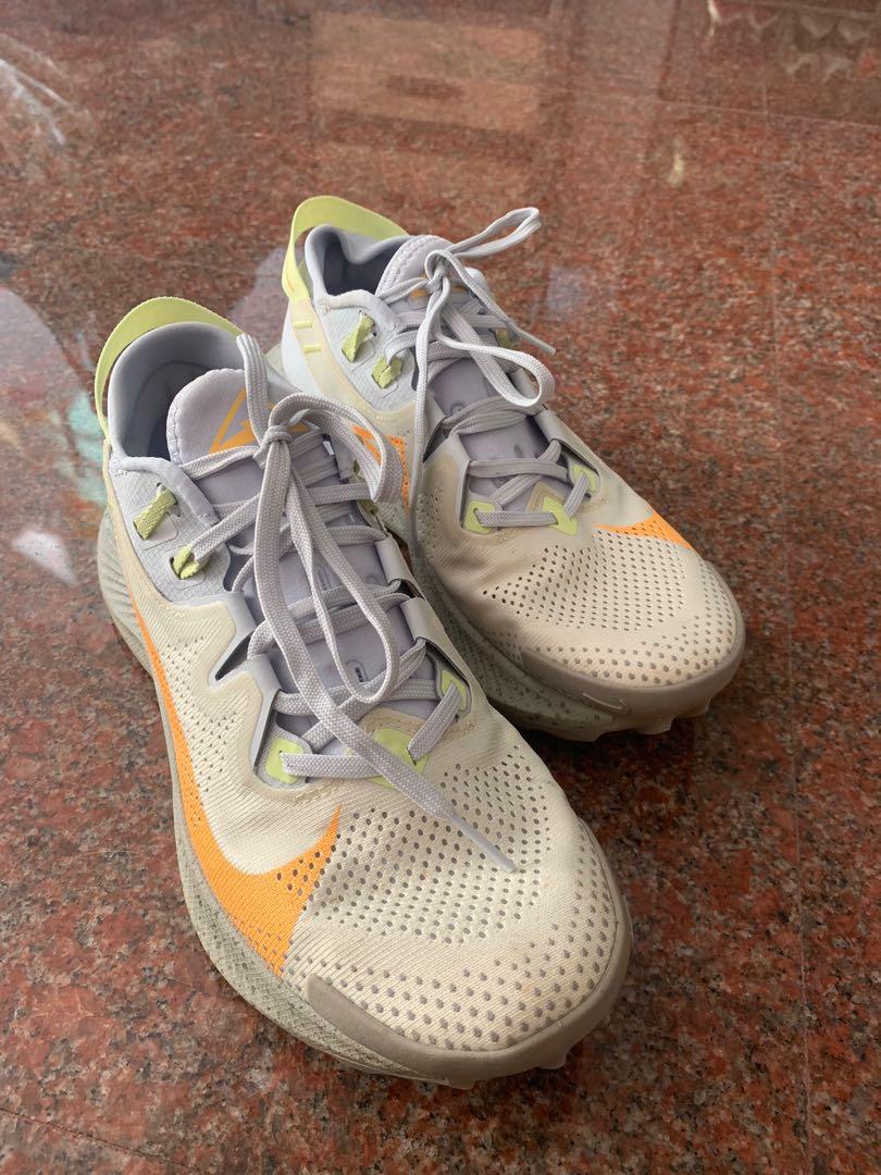 Nike Zoom Pegasus Trail 2 Womens, Women's Fashion, Footwear, Sneakers on  Carousell
