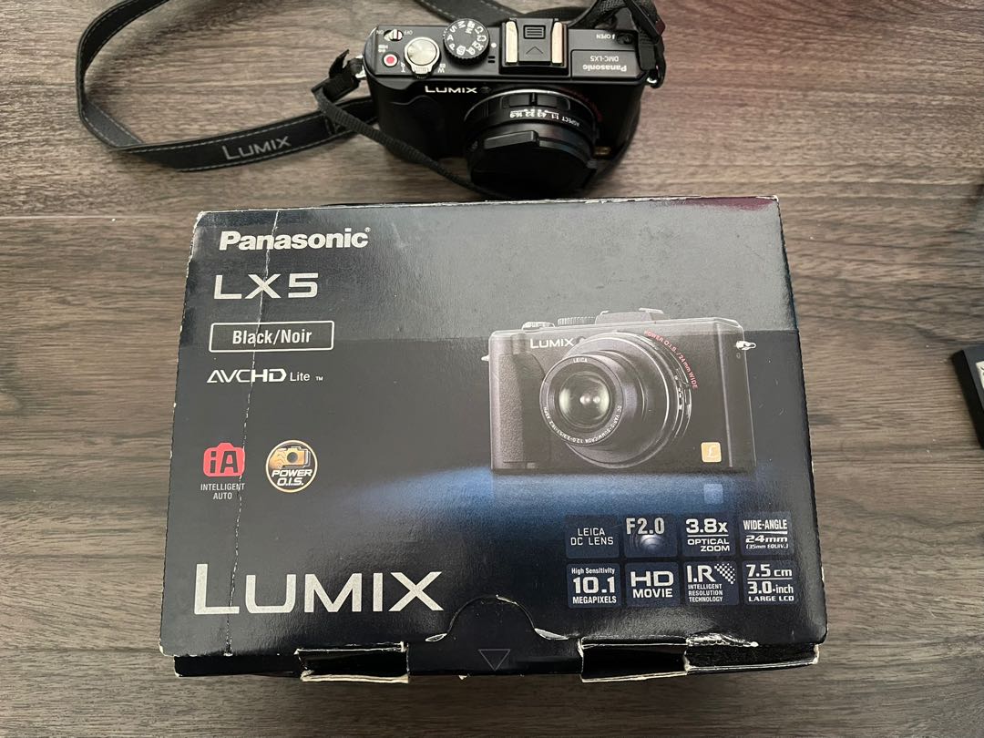 Panasonic Lumix LX5, Photography, Cameras on Carousell