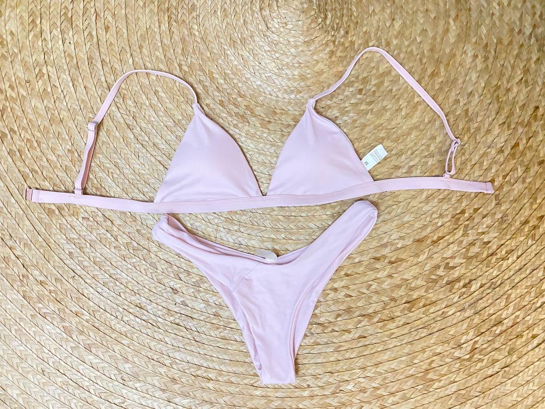 Pink bikini (Category: Bikinis & Swimsuits) located in Cebu City. Submitted by user7259 (Listing ID 1078103822, Image 1). Description: Fits small-medium .