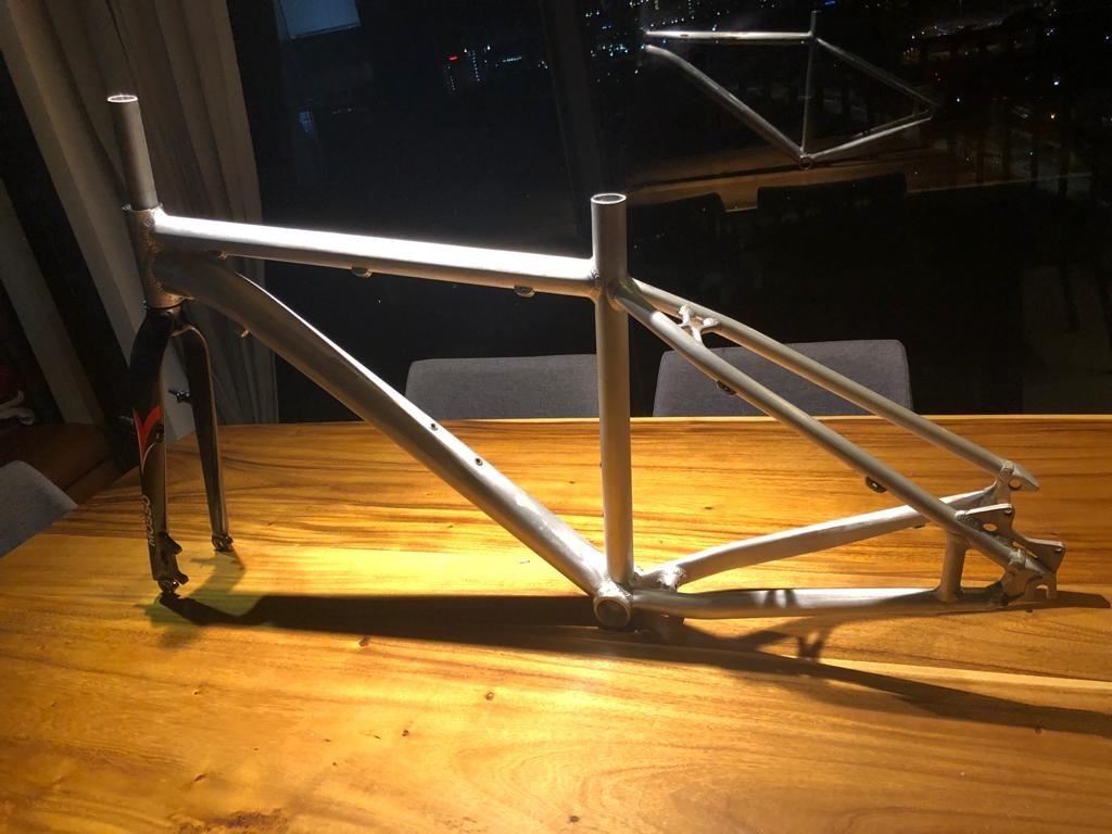 Sunn Travis XC Frame Mosso Carbon Fork Sports Equipment