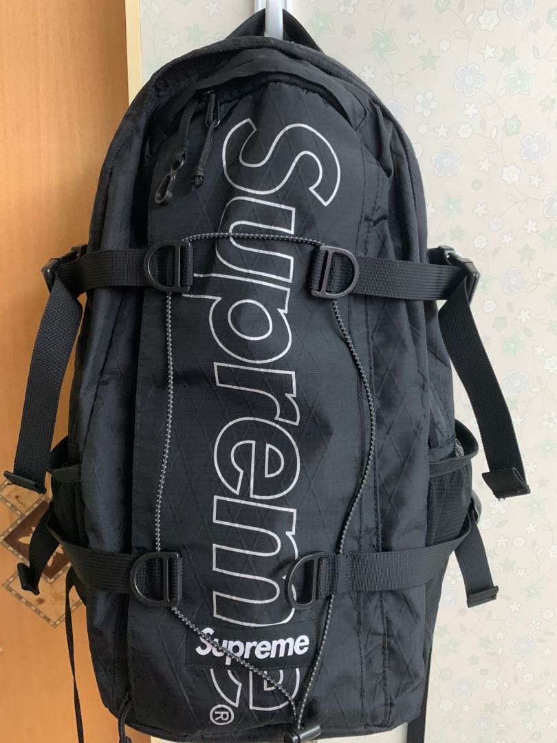 Supreme Backpack FW18, 男裝, 袋, 背包- Carousell