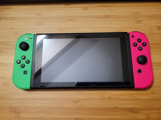 （分類：）位於 。 由 ventra 提交（商品編號 1078154694，圖片 1）。簡介： 。