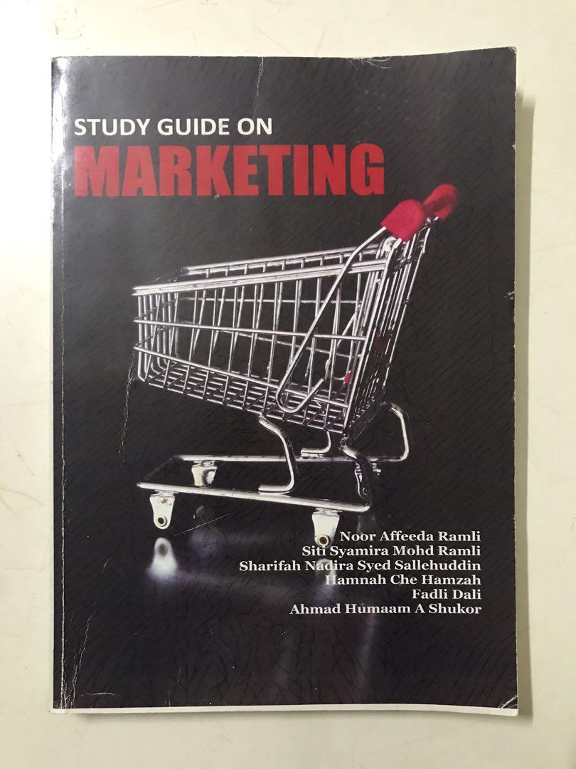 UITM MKT 243 (Category: Textbooks) located in Kuala Selangor. Submitted by floweriu (Listing ID 1078107948, Image 1). Description: Nak gambar sila PM tepi Postage rm8.