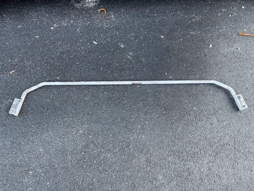 Ultra racing (Vios 04 ncp42) strut bar front and antiroll bar, Auto