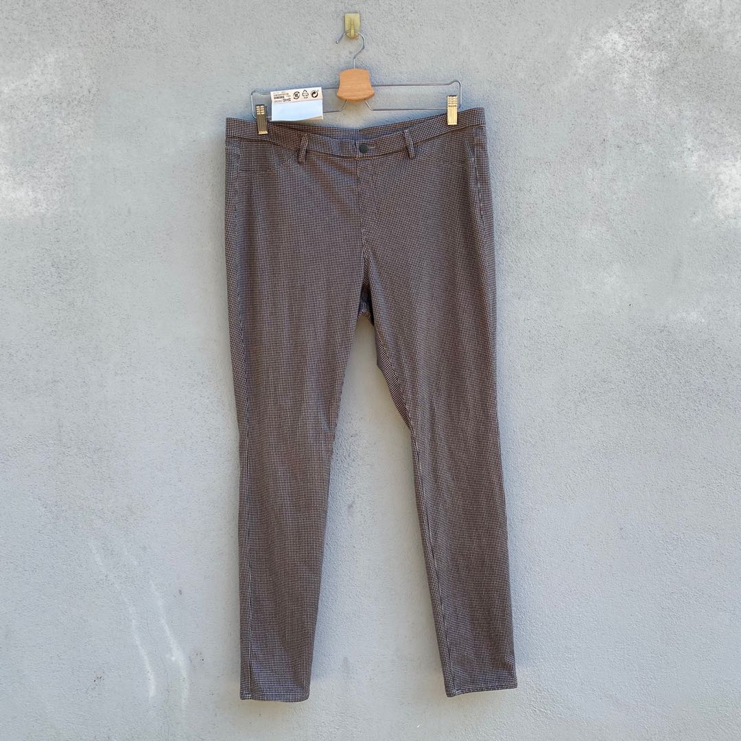 Uniqlo Woman Extra Size Jegging Pants In Grid Women S Fashion Clothes Bottoms On Carousell