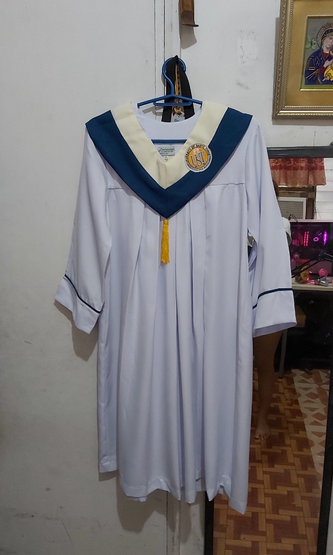 For Sale: UST SHS Toga with Cap Small, Women's Fashion, Dresses & Sets ...