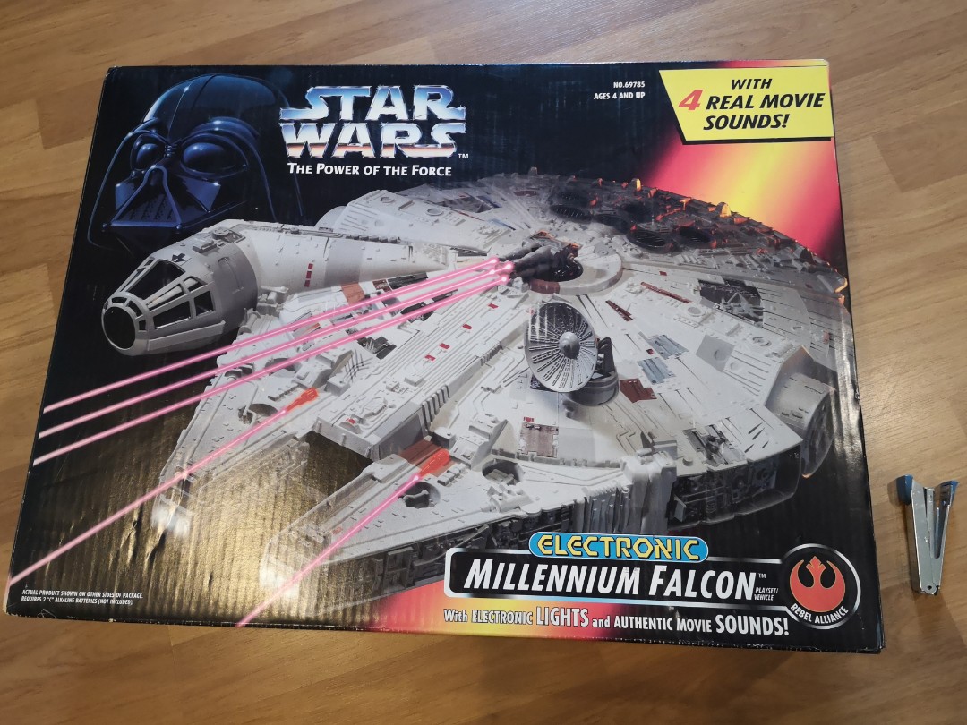 VINTAGE 1995 Kenner Star Wars Power of the Force Electronic