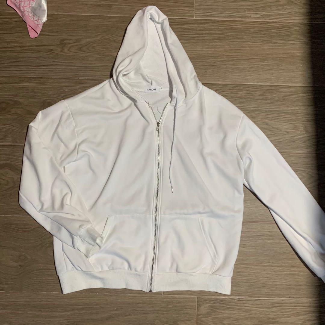 White store zipper jacket