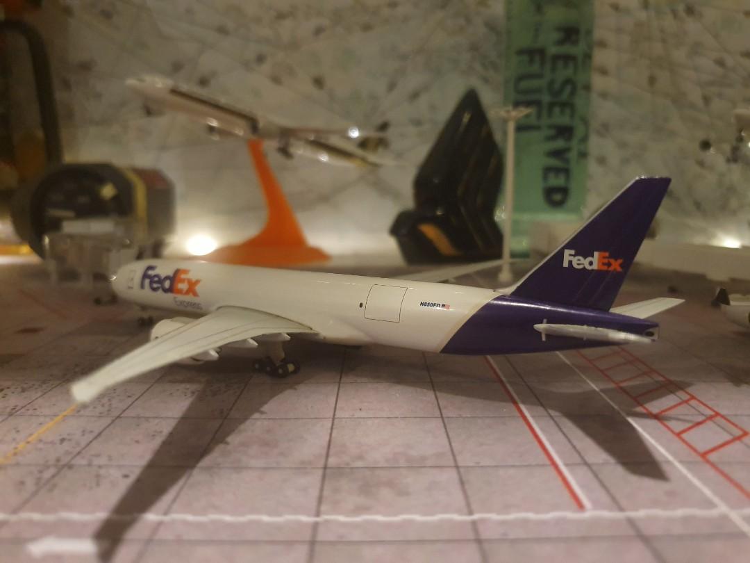 PPC 1:200 Scale FedEx Boeing 777-200F Cargo Plane Model - N888FD