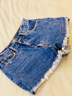 (Category: ) located in . Submitted by gallery768 (Listing ID 1078245337, Image 1). Description: .