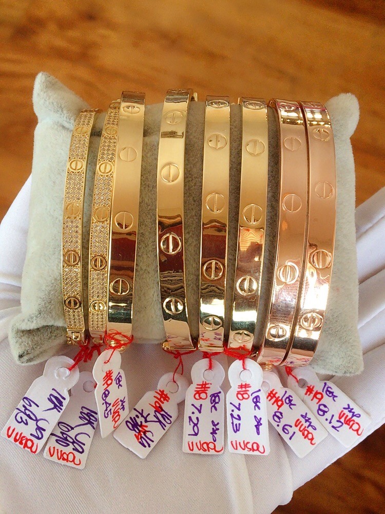 Cartier bangle rose gold sales