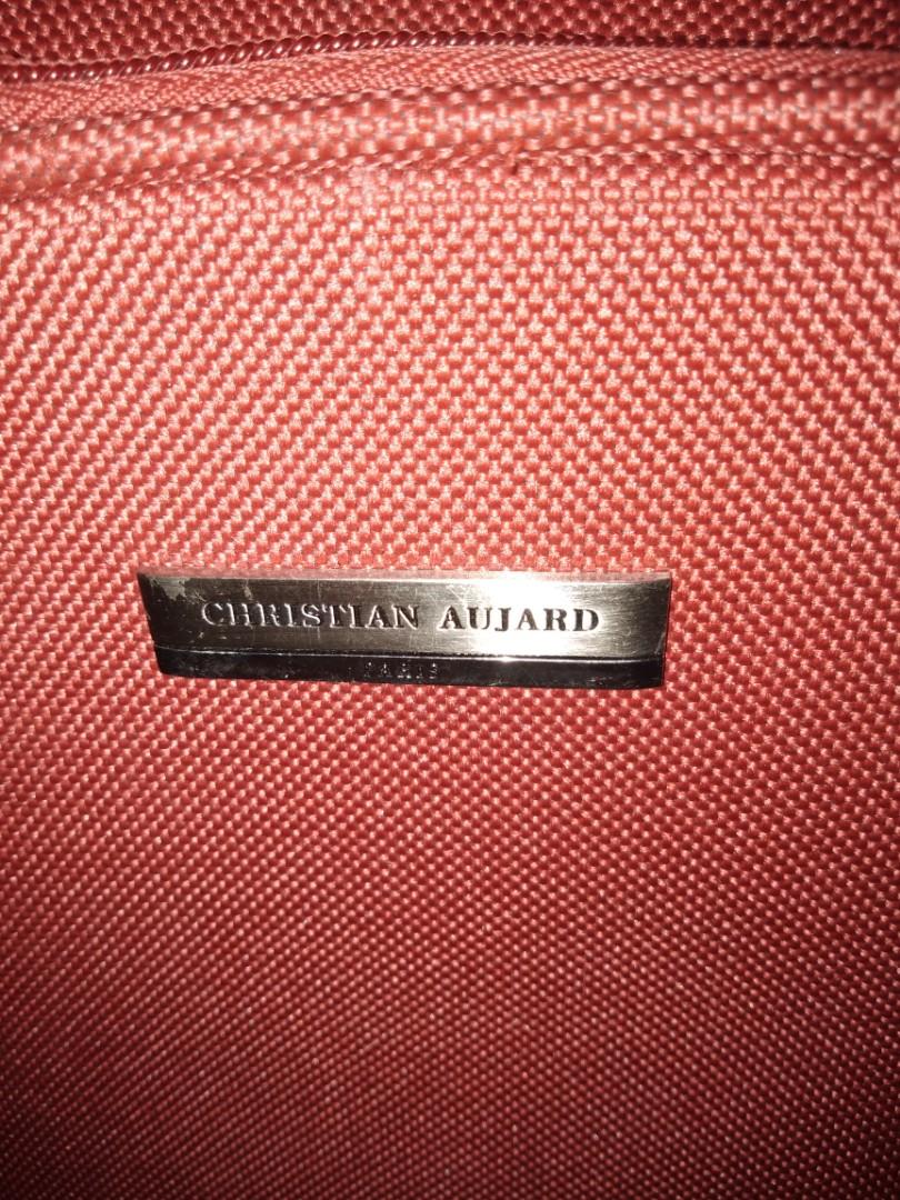 Christia Aujard Box Type Sling (Category: Luxury Bags & Wallets) located in Romblon. Submitted by migustyles (Listing ID 1078314653, Image 2). Description: Christian Aujard Sling Box Type With label and hologram.