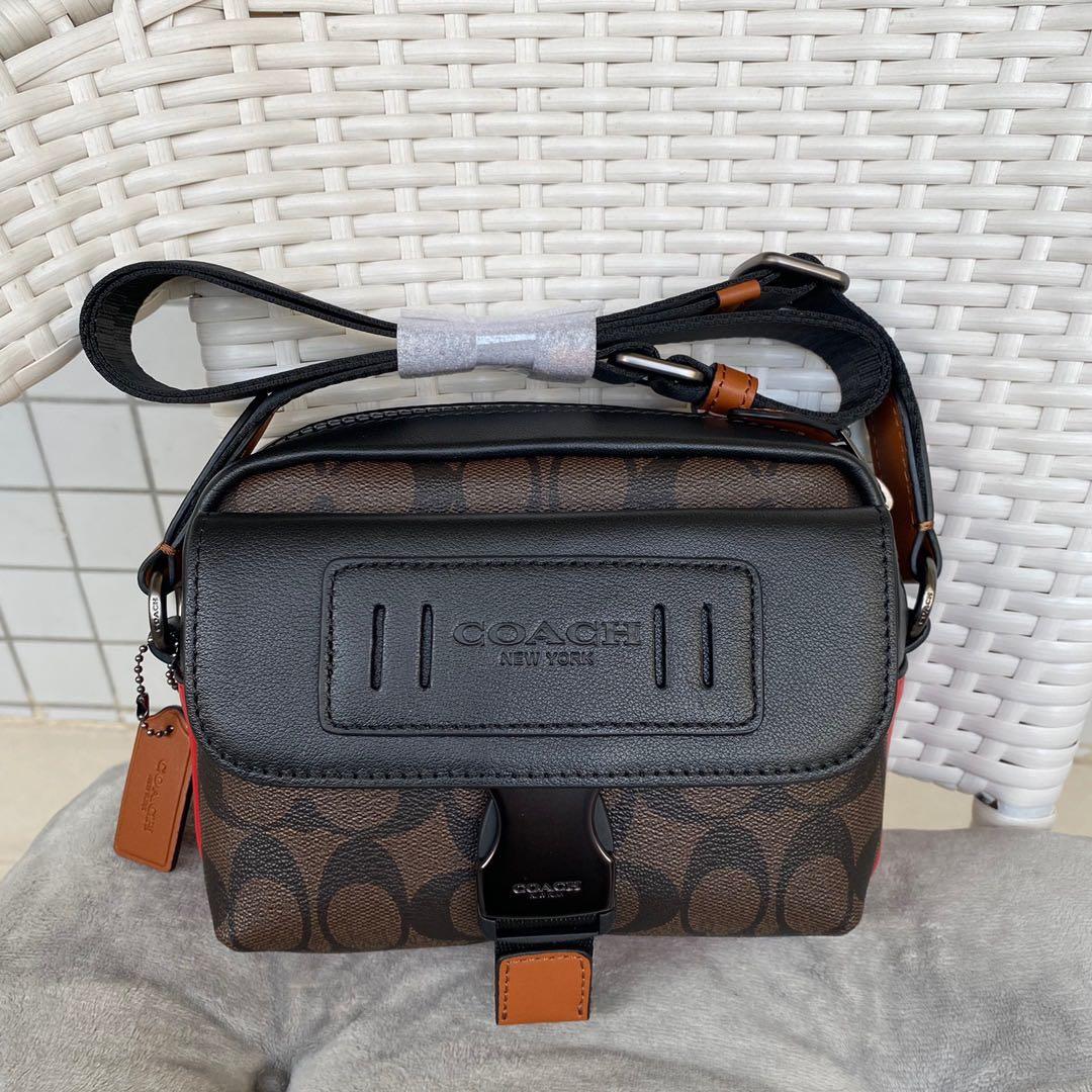 Ranger messenger in colorblock signature canvas store