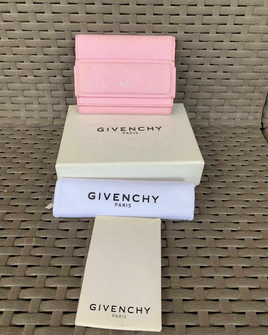 givenchy horizon wallet