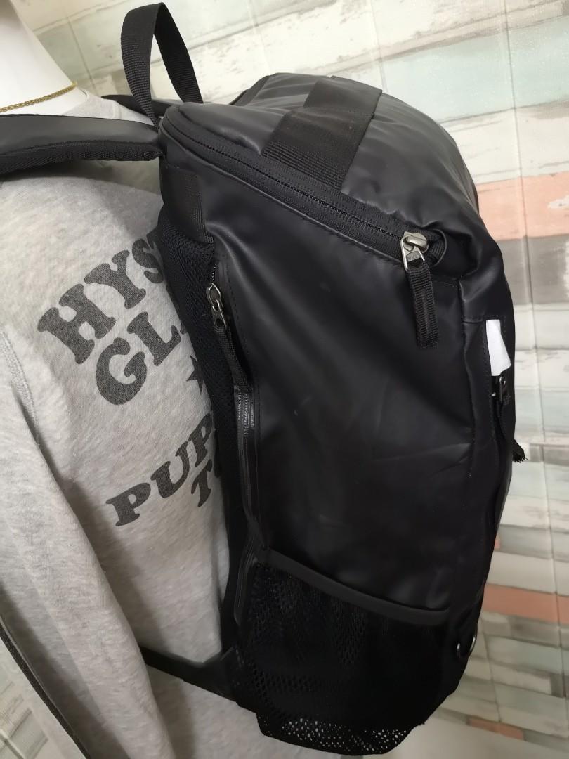 Helly hansen backpack waterproof top