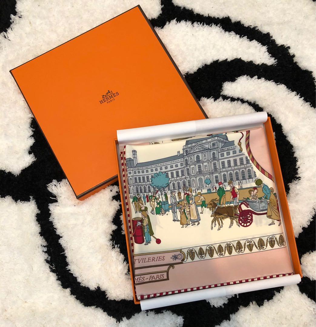 Hermes 70x70 Clearance