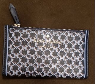 (Category: ) located in . Submitted by shopzwithus (Listing ID 1078341517, Image 1). Description: .