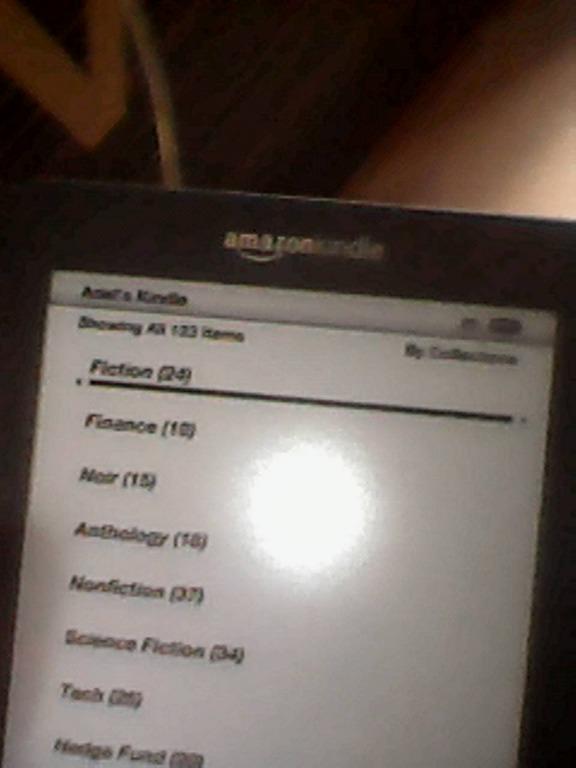 kindle 3 ereader with books/used (Category: E-Readers) located in Antipolo. Submitted by meng1970 (Listing ID 1078222819, Image 2). Description: 7 year old kindle 3 keyboard 100 books tarzan moby dick three musketeers romeo and juliet looks 50% good /battery 5 hours straight /ear phone jack working.