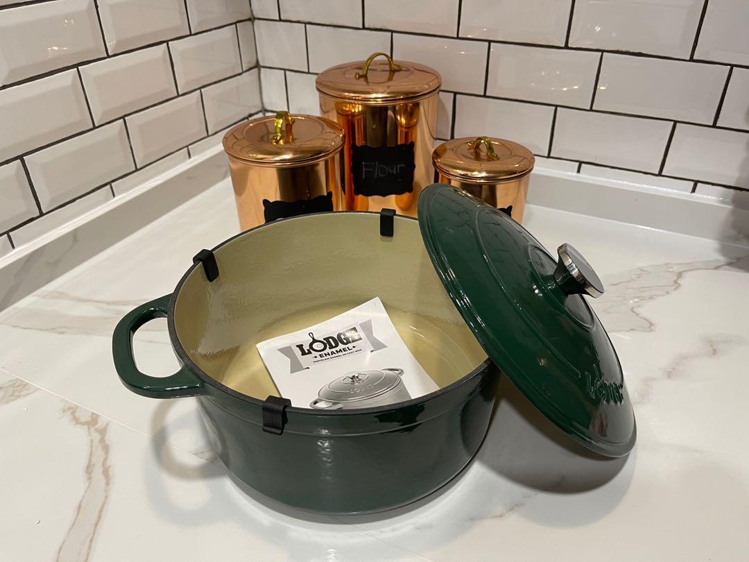 Lodge Cast Iron 6.5 Quart Enameled Cast Iron Dutch Oven, Emerald Green