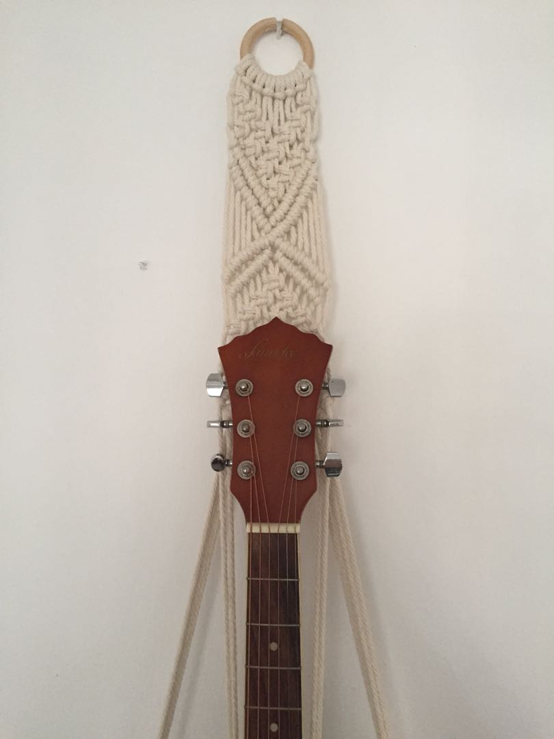 Macrame guitar hanger