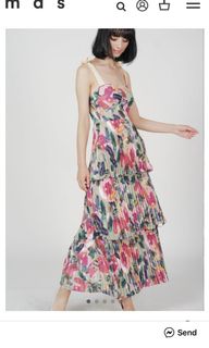 (Category: ) located in . Submitted by dressupbeau (Listing ID 1078279949, Image 1). Description: .