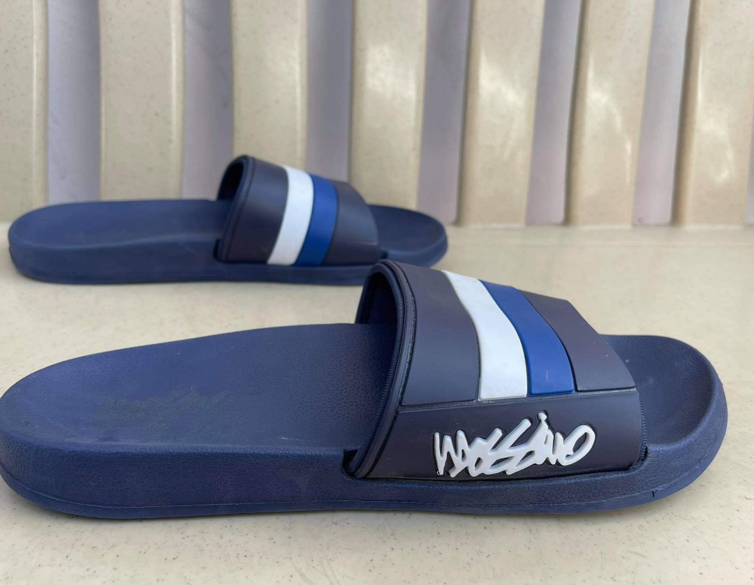 Mossimo slippers on sale