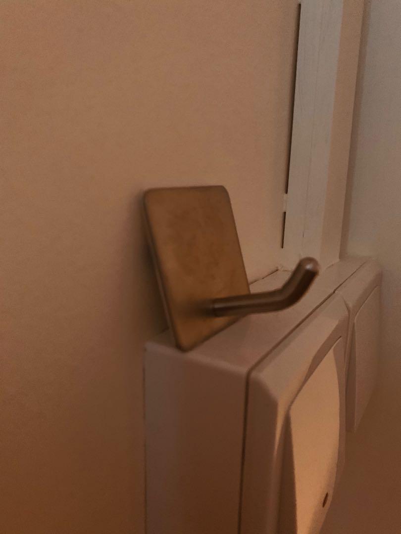 Multi purpose Hook (Category: Everything Else) located in Singapore. Submitted by skwy22 (Listing ID 1078193543, Image 2). Description: Multi Purpose Hook x 4 pcs Size : 4.5 cm x 4.5cm Brand new , 4 pcs only Self Collection @ Ang Mo Kio Avenue 10.